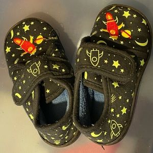 Kids space ship slippers